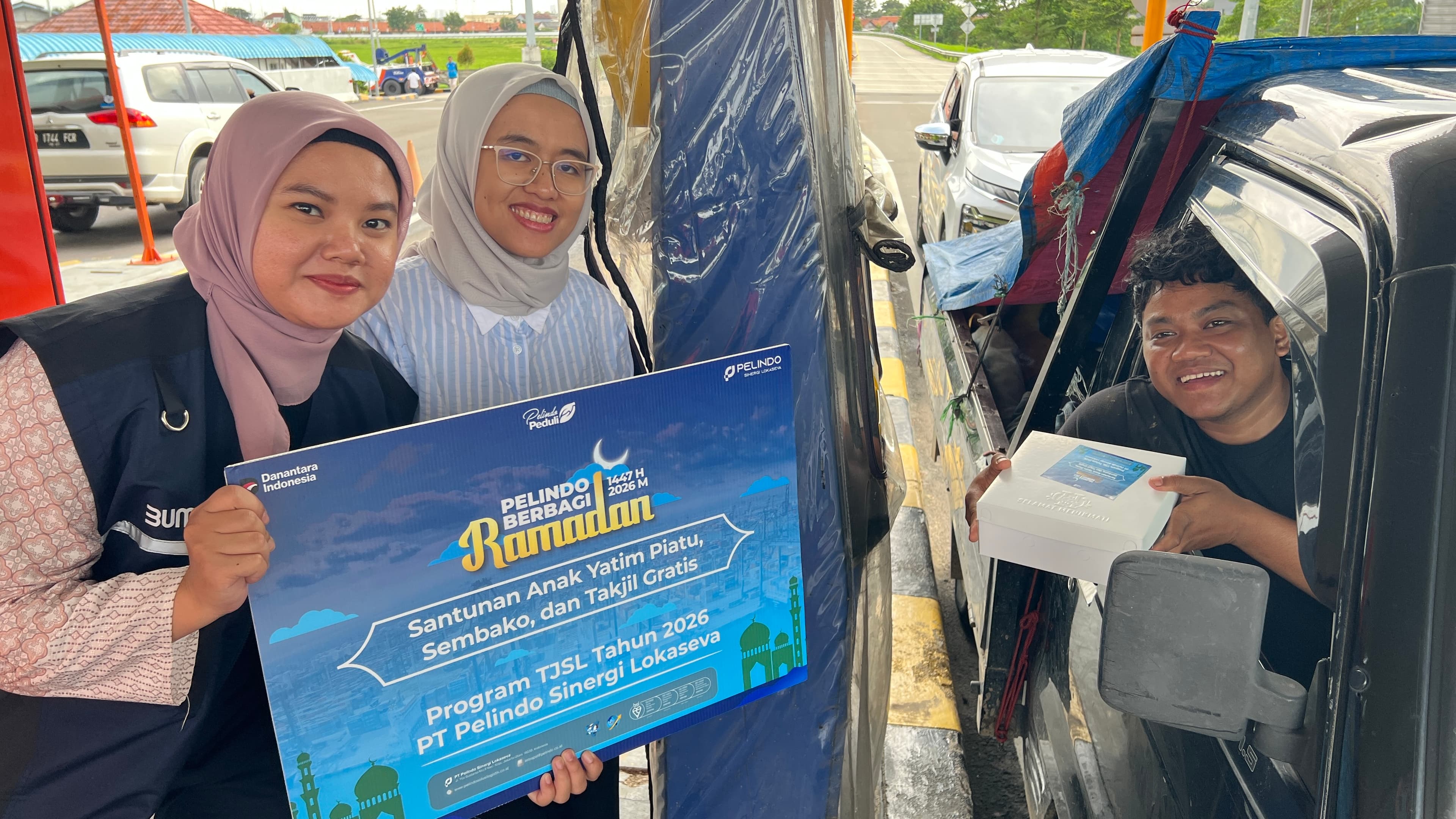 Kolaborasi PSL, API, dan CTP Bagikan Takjil Ramadan 1447H di JTCC